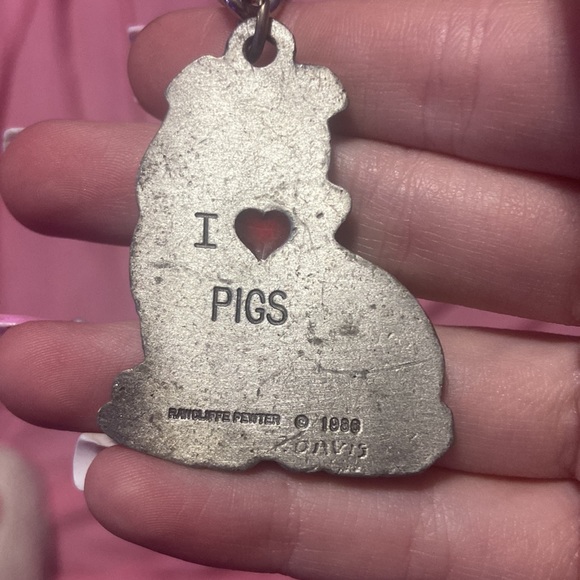 4pcs Keychains - Picture 3 of 3